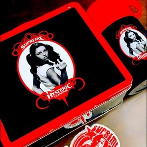 NEW Authentic SUPREME  LUNCH BOX